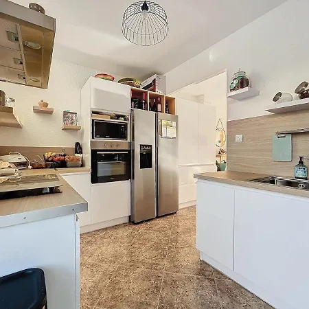 Semesterbostad L'ajoncs - Maison 300m De La